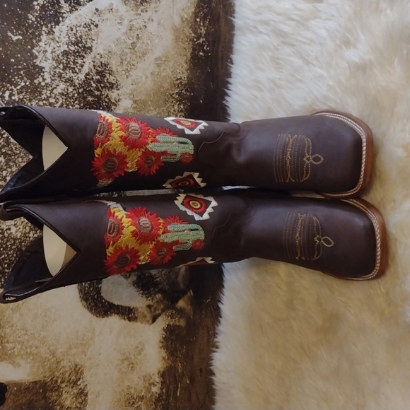 New Handmade Chocolate Brown Embroidered Cowhide Leather Square Toe Size 8.5 - Picture 2 of 12